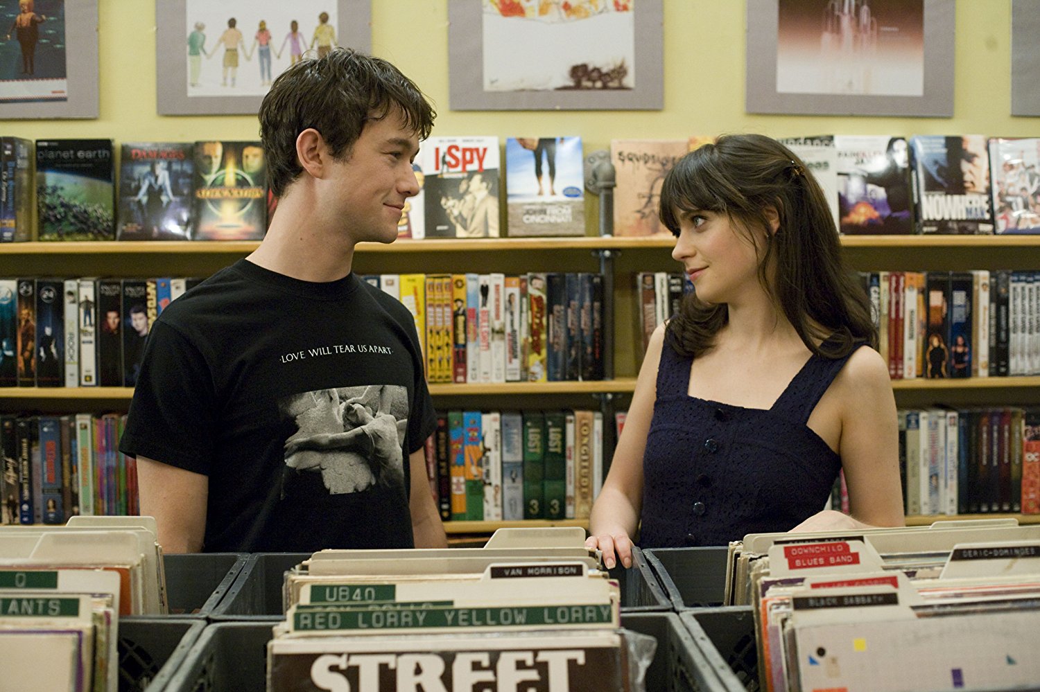 Joseph Gordon-Levitt and Zooey Deschanel in 500 Days of Summer Manic Pixie Dream Girl